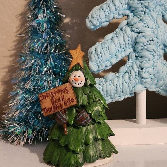 Deb Strain snowman tree Christmas play tonight at 6:30 cute large ornament 1999 - Picture 7 of 11